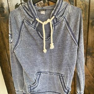 SEAS THE DAY Hoodie, size large